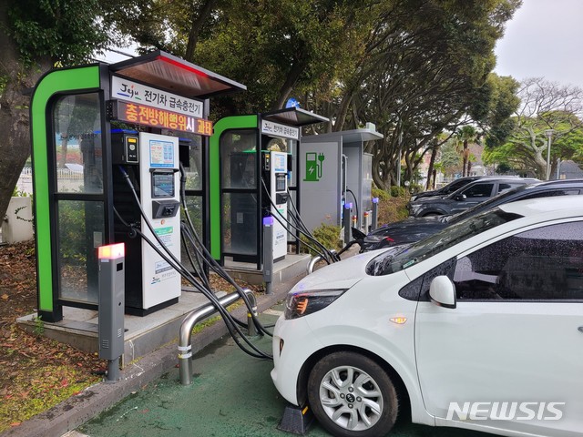 전기차 충전 방해하면 즉시 과태료…제주도, 7월 시행