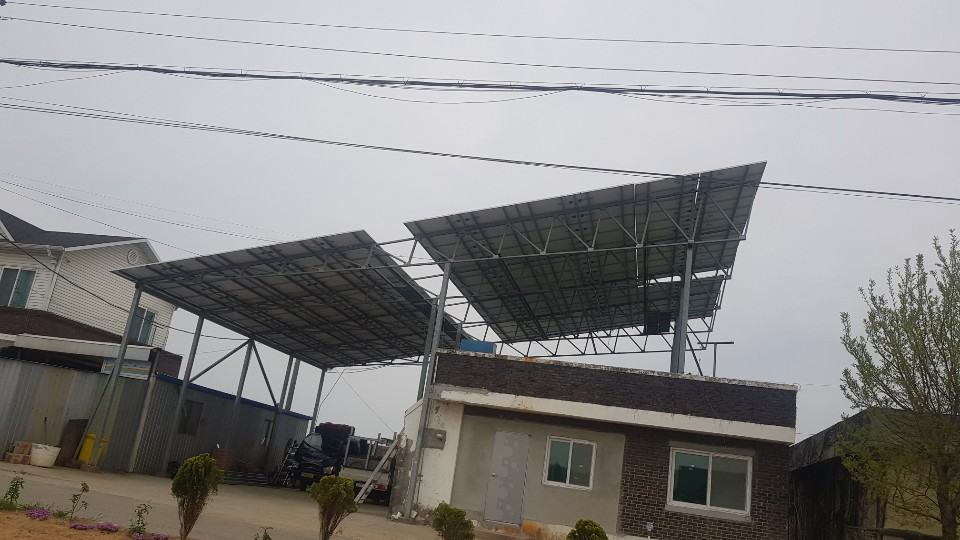 동현 태양광발전소 (29.4KW)