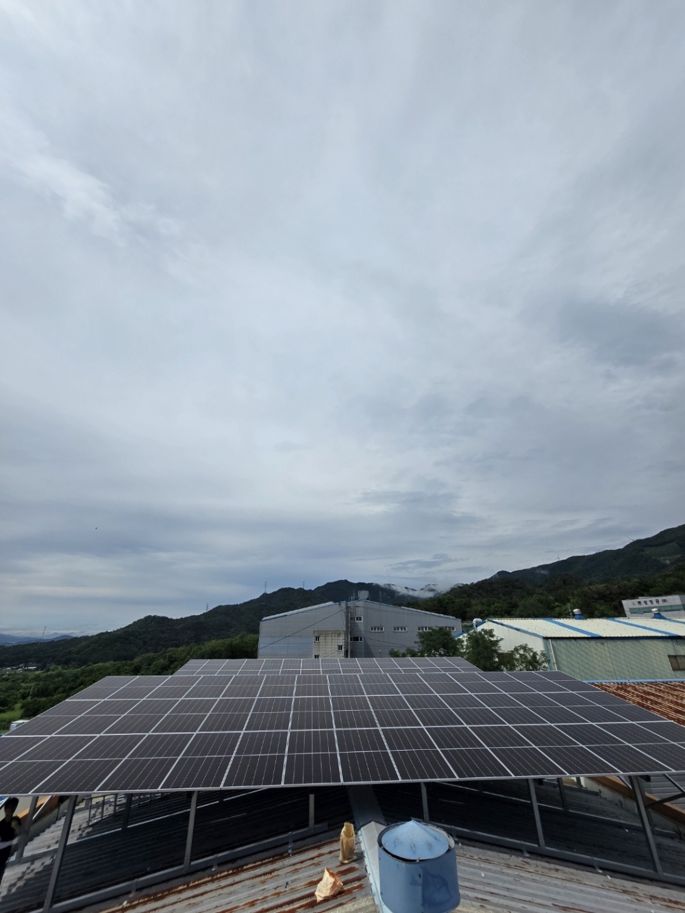 중원1호 태양광발전소(100KW)